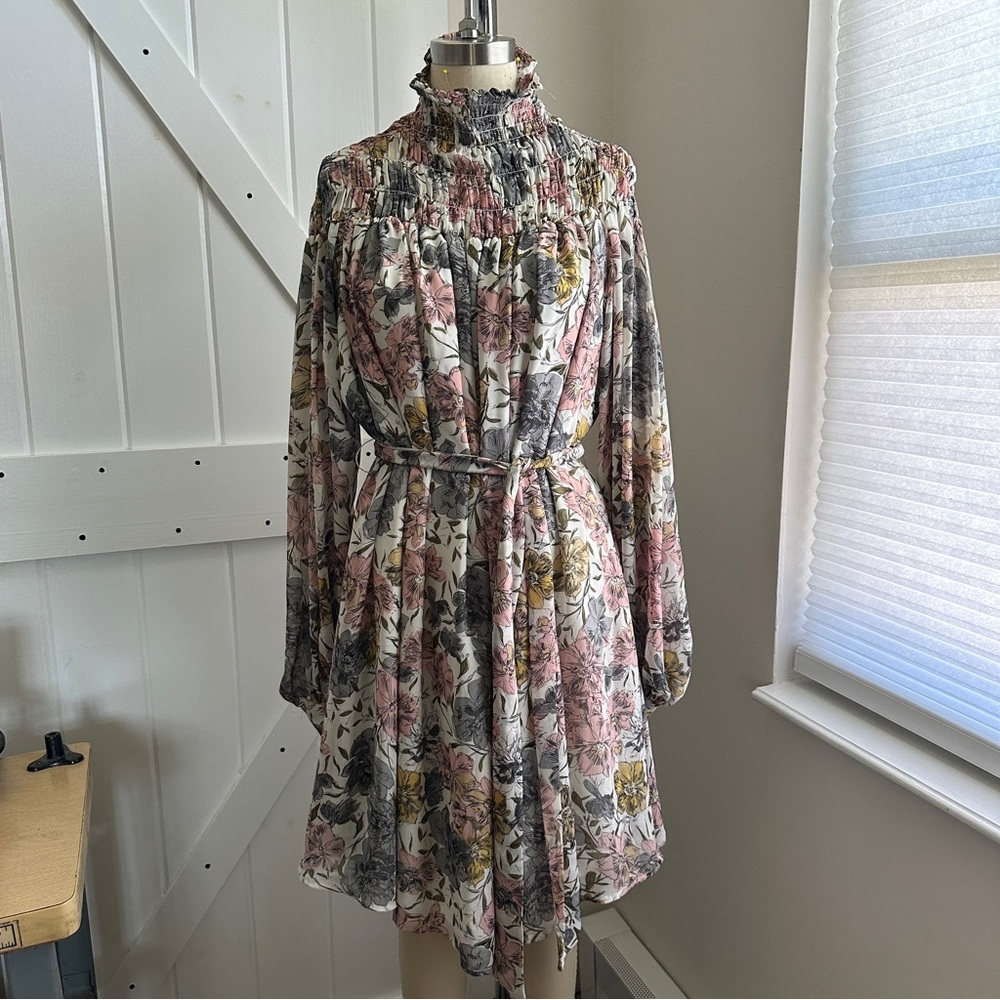 Ruby & Jenna Floral Long Sleeve Dress